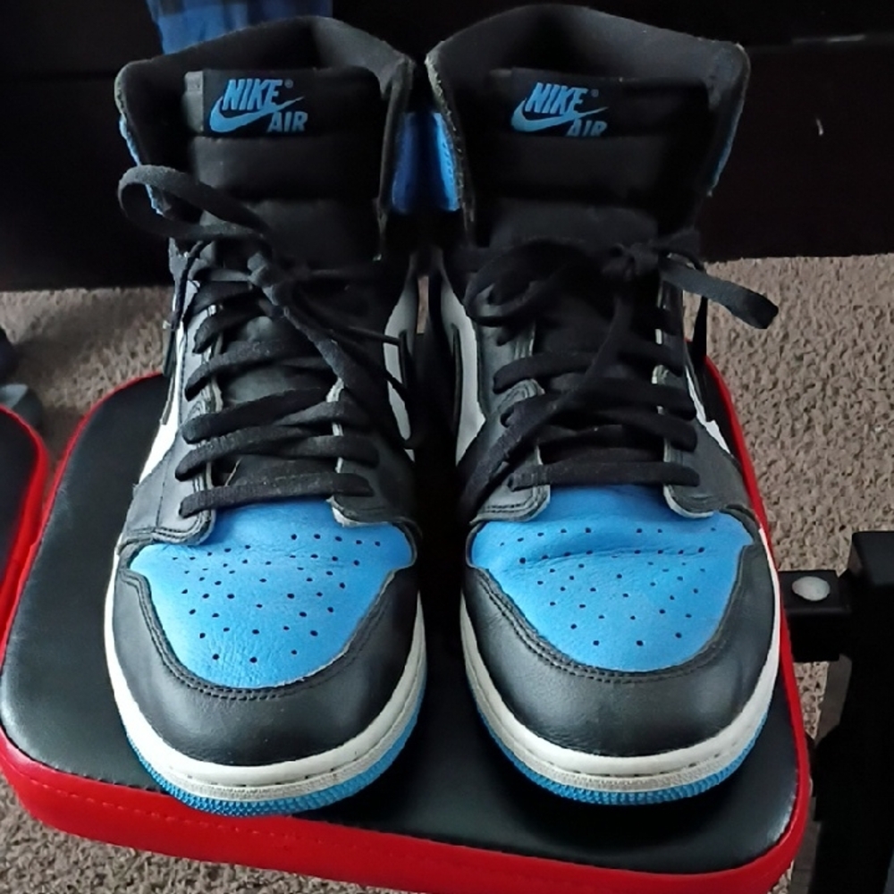 Nike Air High-Tops in Blue and Black